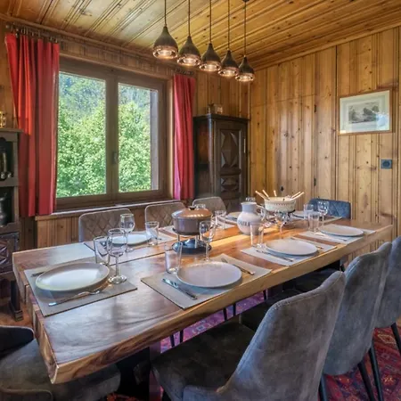 Chalet De L'aiguille With View On Mont Blanc *