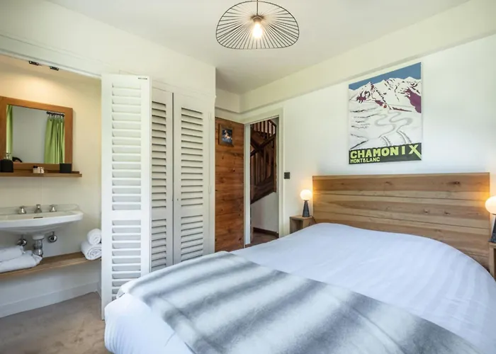 De L'aiguille With View On Mont Blanc Chalet