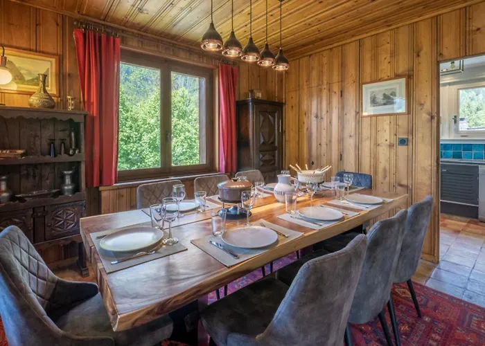 De L'aiguille With View On Mont Blanc *